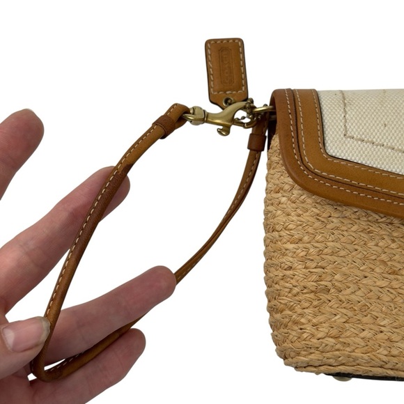 Coach Straw Summertime Clutch Wristlet Bag Natural Leather Trim Turnlock Coastal - Picture 11 of 16